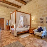 Ta'leli Pool In Gozo - Happy Vakantiehuis *