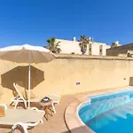 Ta'leli Pool In Gozo - Happy Vakantiehuis