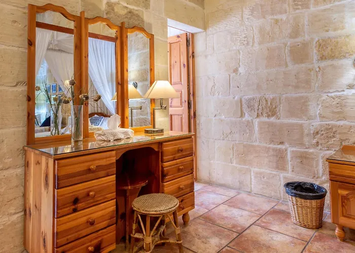 Ta'leli Pool In Gozo - Happy Tatil Evi Għarb