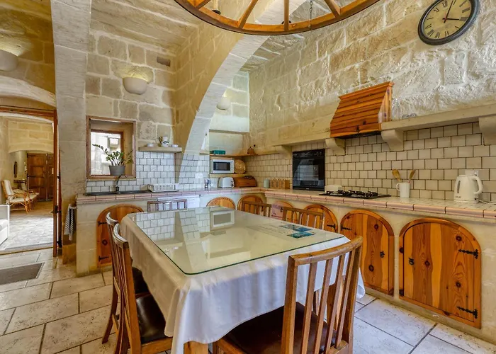 Ta'leli Pool In Gozo - Happy *