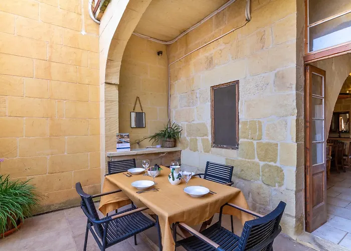 بيت للعطل Ta'leli Pool In Gozo - Happy Għarb